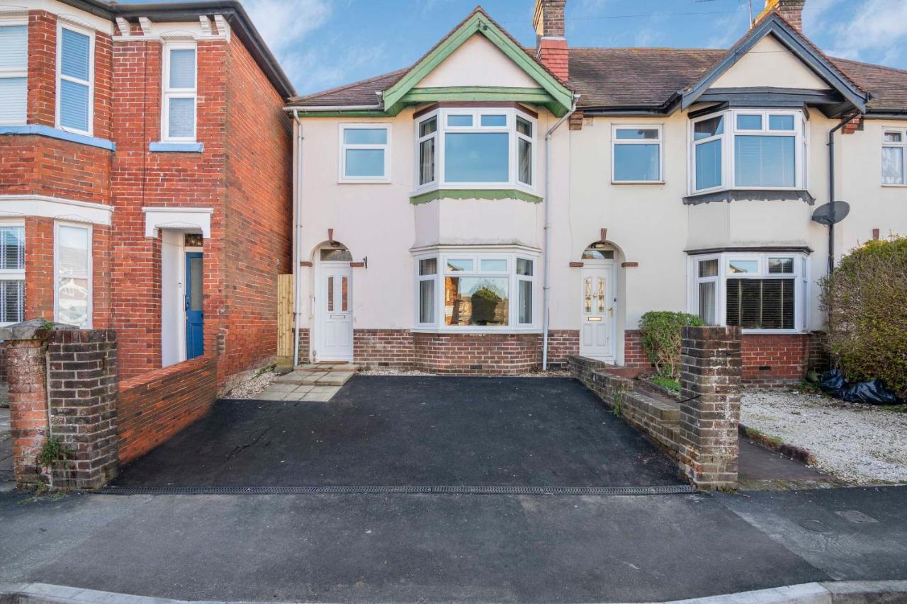 Spacious 3 Bed House, Netflix, Garden, Parking Southampton Exteriör bild